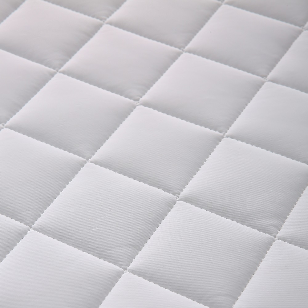 Queen Size Mattress Protector Waterproof, Cooling Mattress Topper Noiseless, Leak Proof Mattress Protector Deep Pocket Washable, Quilted Fitted Soft King Mattress Pad Cover JRX-1517