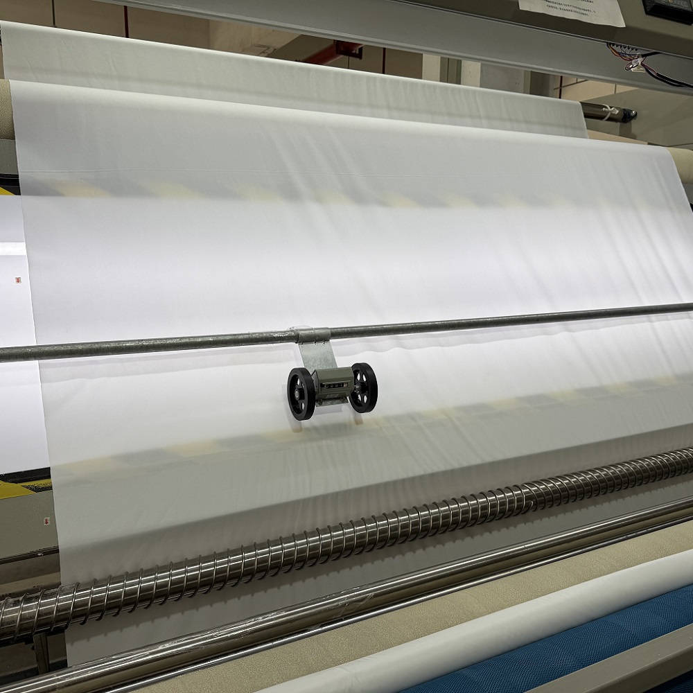 70gsm White 100% Polyester Knitted Fabrics Laminated with TPU