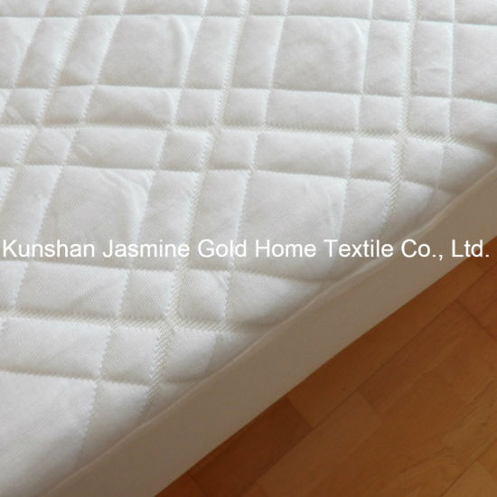 Anti Dust Mites Bamboo Jacquard Fabric with TPU Waterproof Mattress Protector